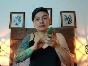 kat_paradisse