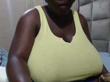 lonelyxxebony