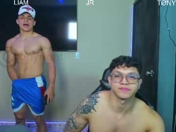 studs_men