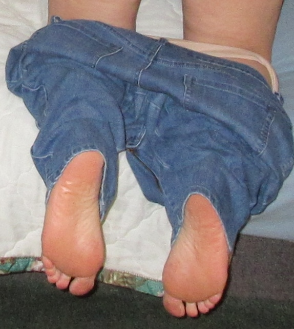 Slut Wifes Feet — 18