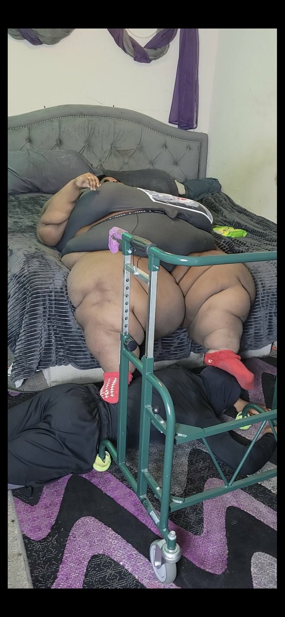 Nicole James aka MzFluff immobile SSBBW feedee — 23