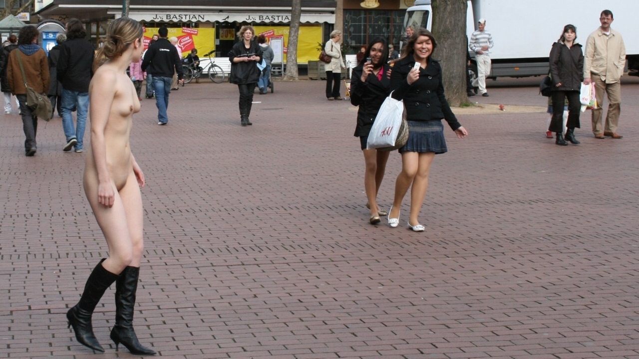 Fully Nude In Public — 42