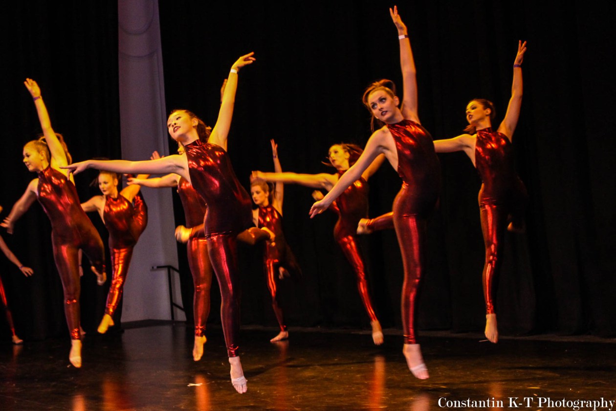Dancers — 25